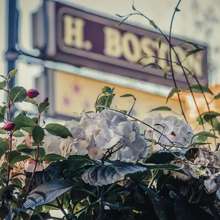 Boston Hotel